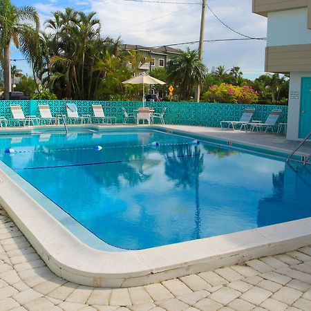 Carousel Beach Inn Fort Myers Beach Extérieur photo