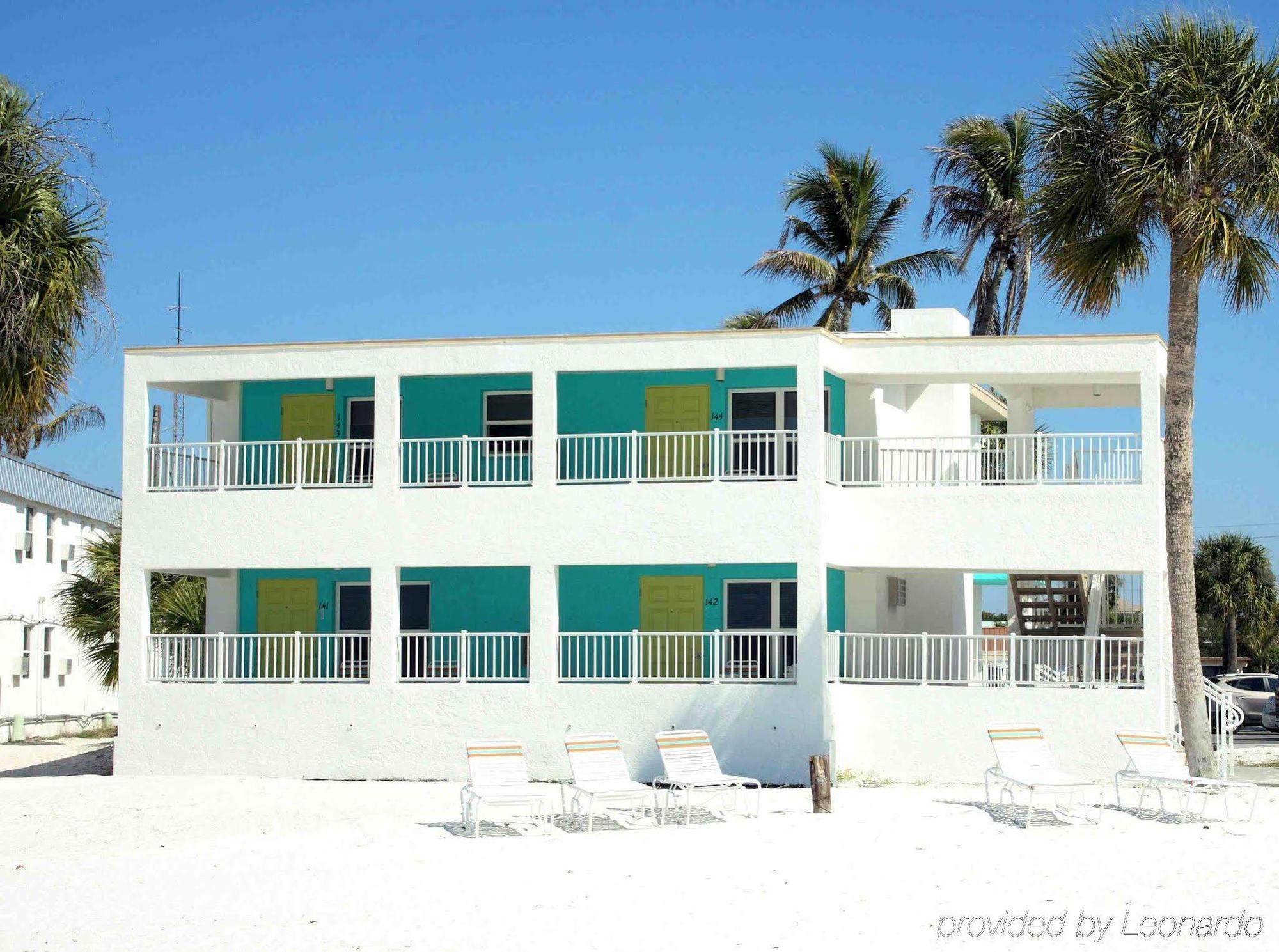 Carousel Beach Inn Fort Myers Beach Extérieur photo