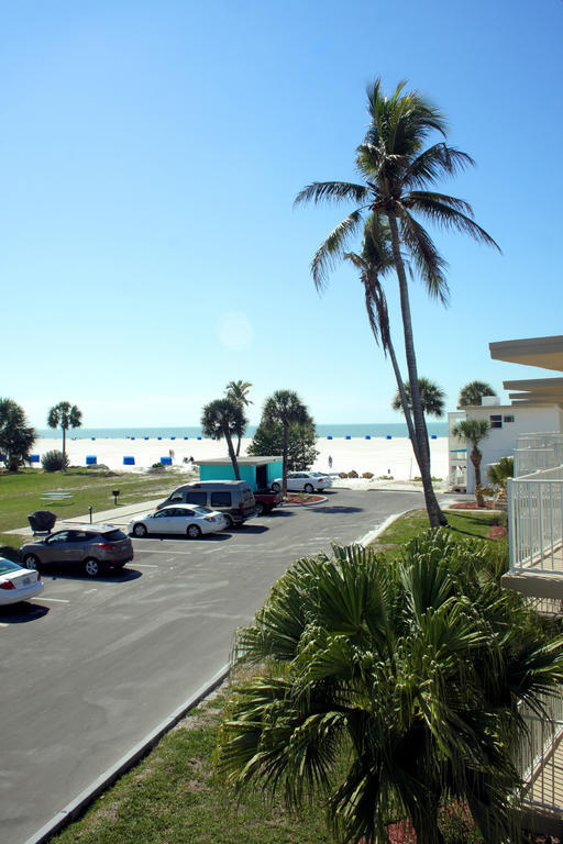 Carousel Beach Inn Fort Myers Beach Extérieur photo