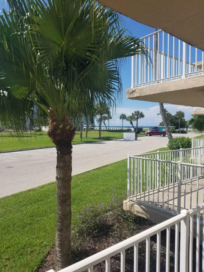 Carousel Beach Inn Fort Myers Beach Extérieur photo