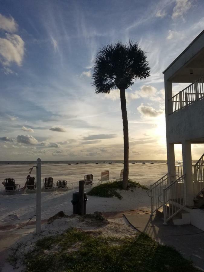 Carousel Beach Inn Fort Myers Beach Extérieur photo