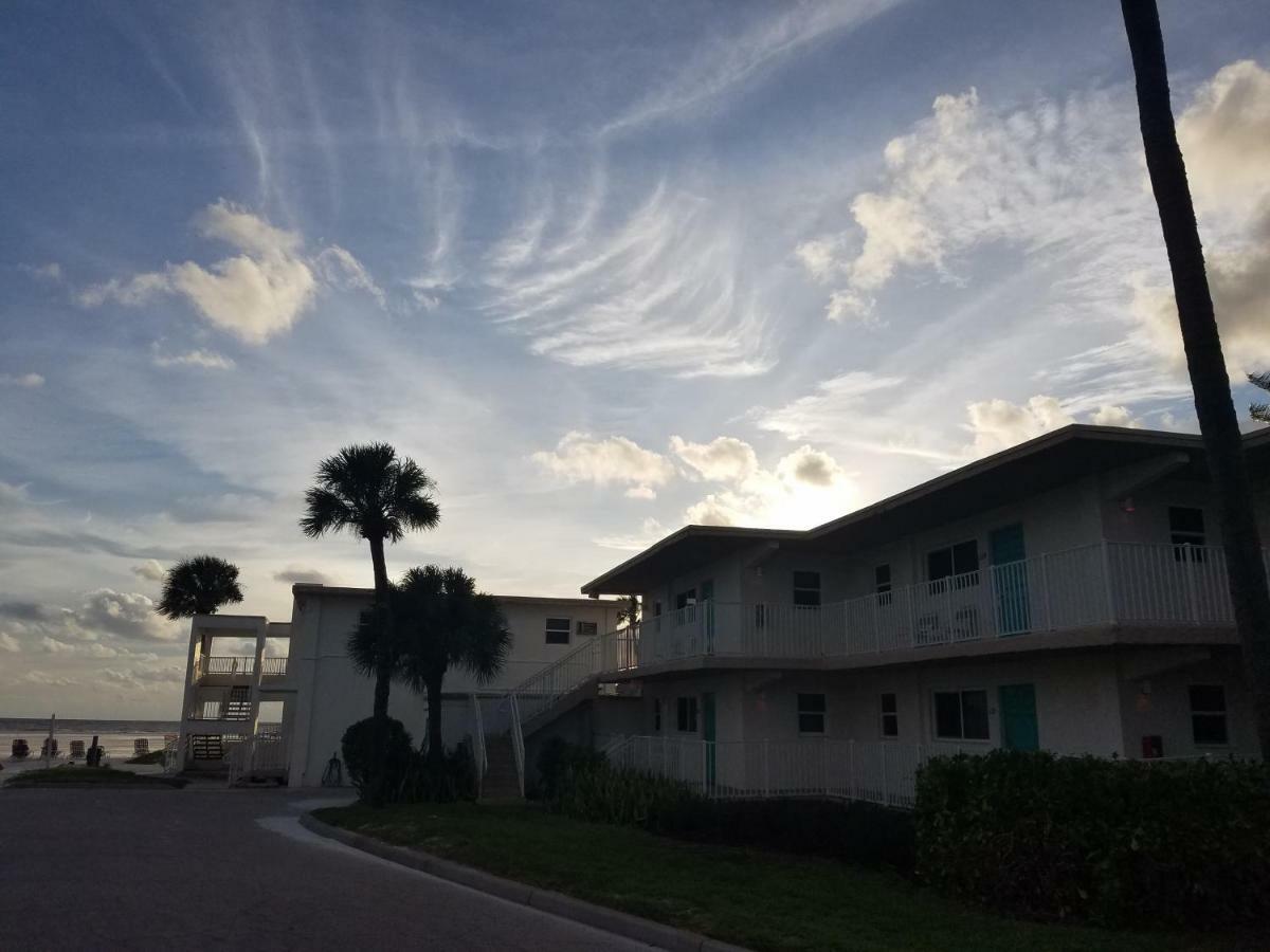 Carousel Beach Inn Fort Myers Beach Extérieur photo