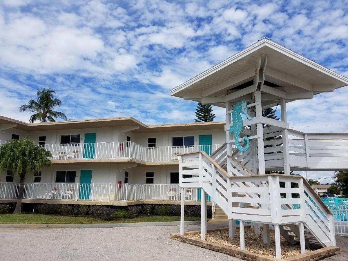 Carousel Beach Inn Fort Myers Beach Extérieur photo